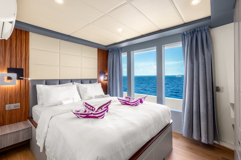 Seafari Explorer2